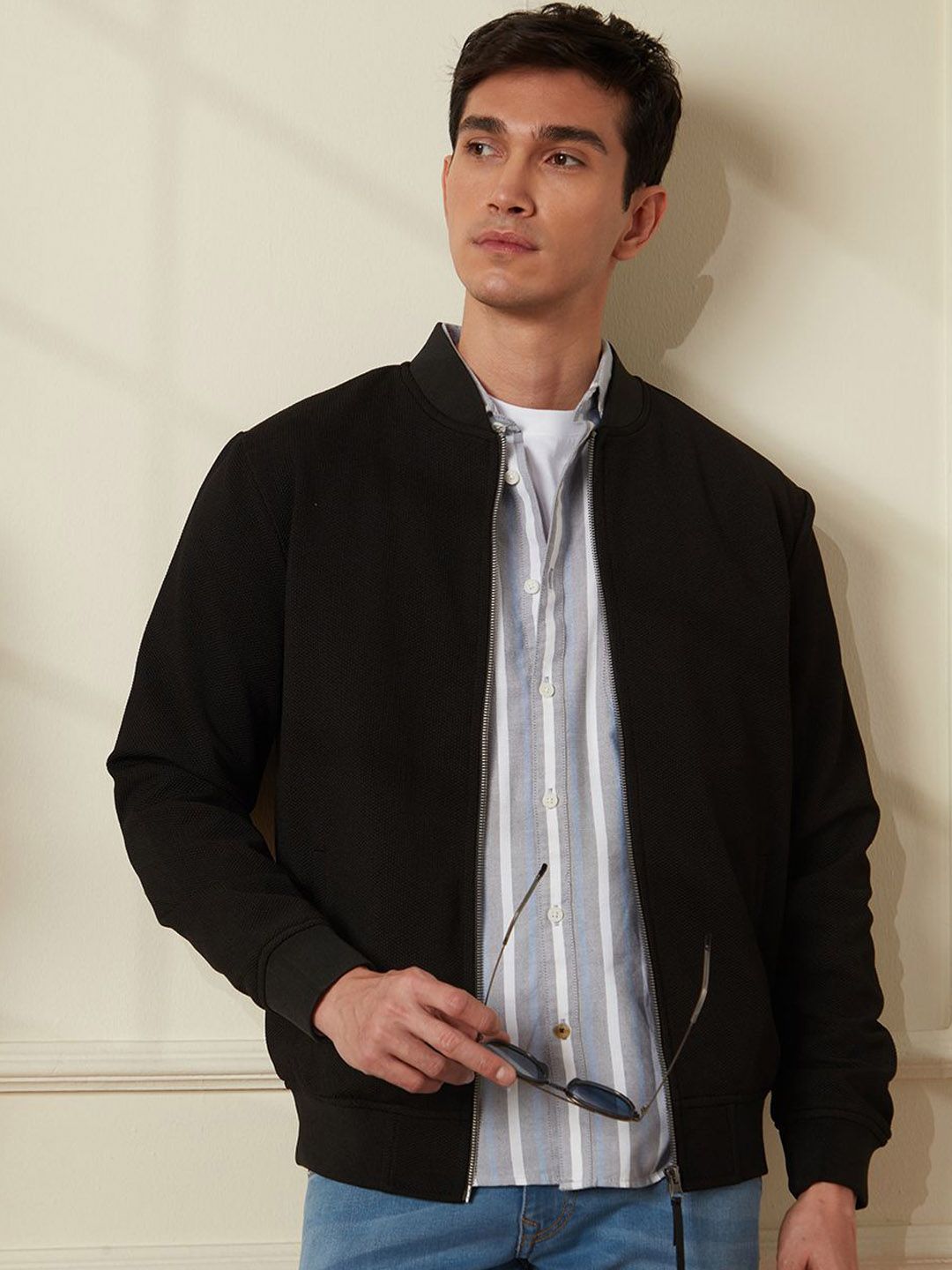 0TTnyj9w_fa171b929fbf4386a3be424d293c0a5c.jpg Men Checked Nylon Open Front Jacket - Image 1